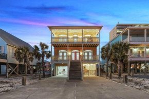 Pelican’s Perch - Tiki Bar, Pool, Gulf Views, Elevator!